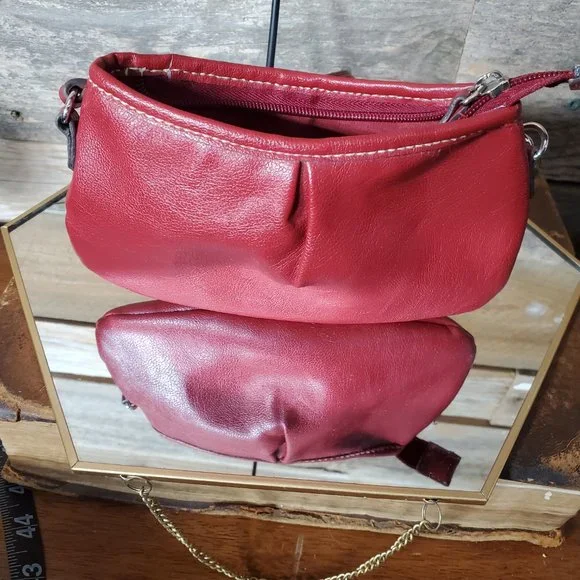 Vintage Liz Claiborne Small Red Polyvinyl Handled Bag - Picture 2 of 9